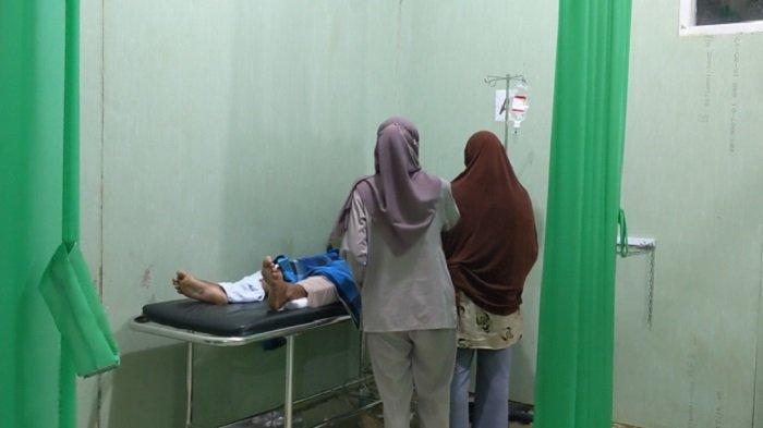 Seperti ini kondisi pria yang jatuh dari lantai dua gedung Fakultas Teknik Universitas Dayanu Ikhsanuddin atau Unidayan Baubau, Sulawesi Tenggara (Sultra), Jumat (19/4/2024).