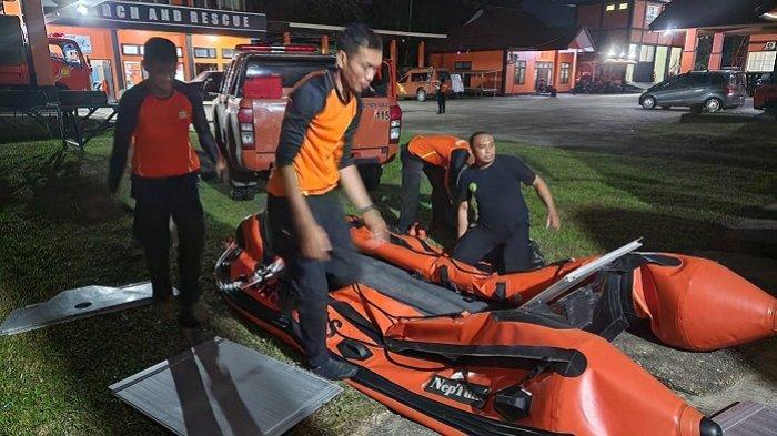 Kantor Pencarian dan Pertolongan (KPP) Kendari memberikan bantuan SAR untuk menolong warga Desa Roraya, Kecamatan Tinangea, Kabupaten Konawe Selatan (Konsel), Provinsi Sulawesi Tenggara (Sultra) yang diterkam buaya di Sungai Roraya, Rabu (5/7/2023).