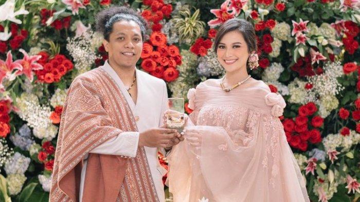 Arie Kriting dan Indah Permatasari resmi menikah pada Selasa (12/1/2021)