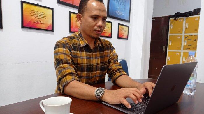 Direktur The Haluoleo Institut (THI) Naslim Sarlito