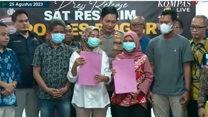 Fakta hasil tes DNA bayi tertukar di Bogor ternyata terbukti, perjalanan kisahnya diakhiri peluk tangis sang ibu usai pengumuman hasilnya. Ibu dari bayi yang tertukar yakni Siti Mauliah (37) dan Dian pun berpelukan usai hasil DNA tersebut diumumkan.