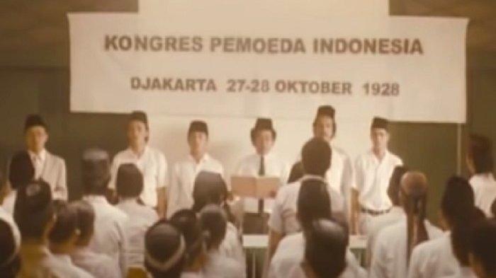 Berikut ini sejarah Hari Sumpah Pemuda 28 Oktober, tiga kali pertemuan hasilkan ikrar persatuan Indonesia yang kuat. Ikrar tersebut tentunya melibatkan para pemuda Indonesia dari berbagai daerah hingga perkumpulan. Sumpah Pemuda ini tak hanya sekedar ikrar yang diucapkan. Pembuatan ikrar tersebut tak hanya dalam waktu sesaat, justru beberapa hari.