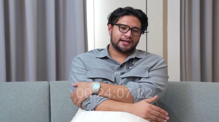 Ammar Zoni hanya bisa menitipkan pesan kepada Haldy Sabri setelah resmi menikahi mantan istrinya, Irish Bella. berpesan agar mampu membimbing Ibel