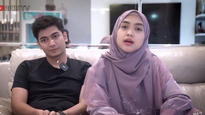 Awal mula Rumor keretakan rumah tangga Ria Ricis kini menjadi fakta setelah publik dikejutkan dengan gugatan cerai kepada suaminya, Teuku Ryan.
