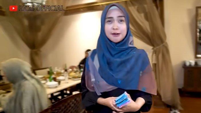 Curhat Ria Ricis Jalani Bulan Ramadhan Ditengah Proses Cerai dengan Teuku Ryan, Akui Merasa Beda