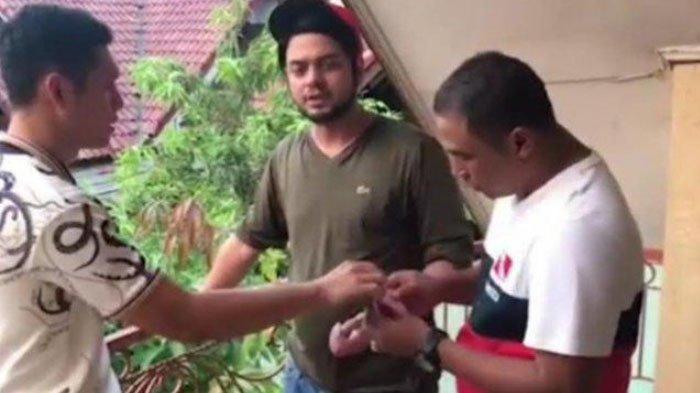 Detik Detik Rio Reifan Ditangkap Polisi Kasus Narkoba, Sedang Tak Konsumsi Tapi Simpan Banyak Obat