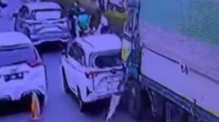 Detik Detik Truk di Cipondoh Tangerang Tabrak Puluhan Pengendara Kabur 11 KM, Sopir Tewas Diamuk