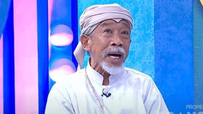 Diketahui pelawak senior Nurul Qomar kini tengah menderita sakit kanker usus. ada kebaikan dari pelawak Eko Patrio diam-diam rutin membantu biaya