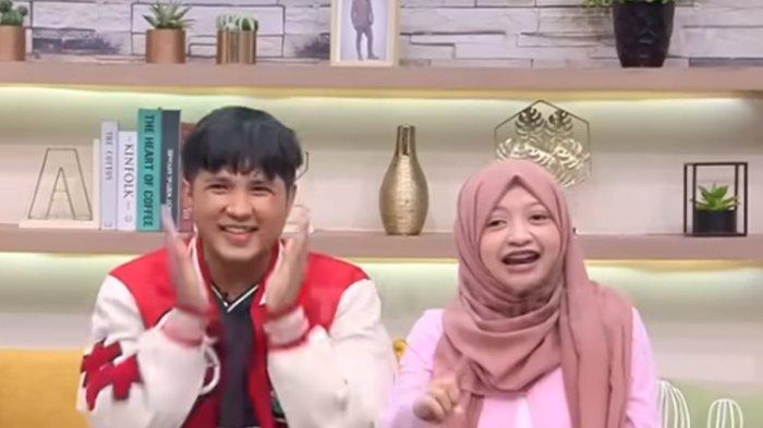 Fakta Jirayut dan Halda Rianta diisukan menjalani hubungan asmara.