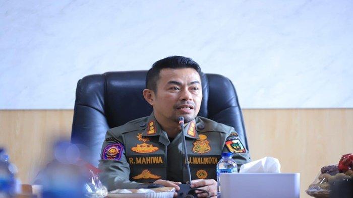 Harta kekayaan Penjabat (Pj) Wali Kota Pekanbaru Risnandar Mahiwa disorot usai terjaring dalam Operasi Tangkap Tangan (OTT) KPK. nyaris Rp 2 miliar