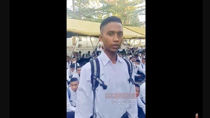 Inilah sosok Muhammad Iqbal calon siswa (casis) asal Bima Nusa Tenggara mampu fasih 4 bahasa asing tapi tak diloloskan tes TNI.