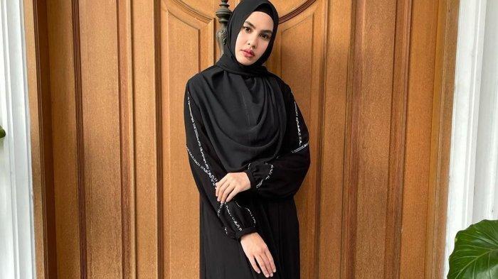 Kartika Putri tak menyangka jika videonya meminta tiga paslon Capres dan Cawapres mengaji viral hingga ramai diperbincangkan,ngaku diluar ekspetasi
