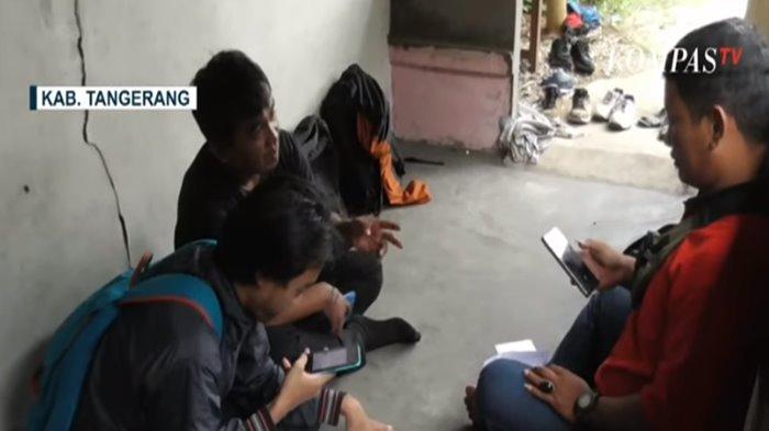 Ketua RT dan RW diberhentikan Kades di Tangerang.