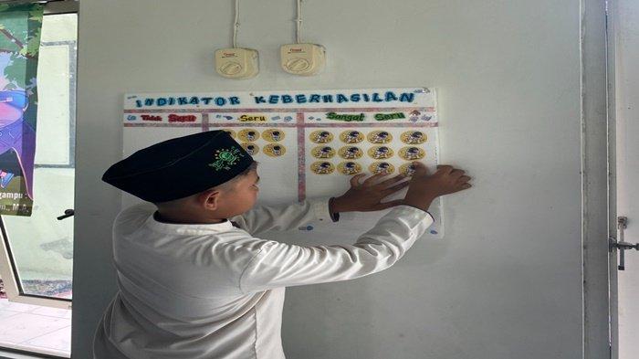 Kegiatan bertema Menggembirakan dan Memuliakan Anak Yatim Kolaborasi Glow As One dan
KPP dilangsungkan di SMP Muhammadiyah 1 Jetis, Minggu (08/12/2024) pada pukul 09.00 WIB.