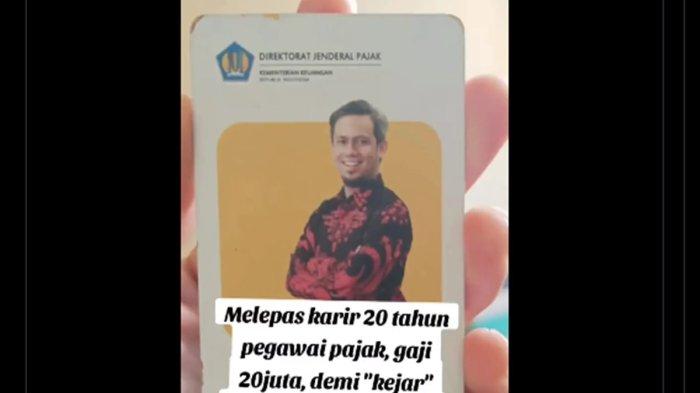 MD Husain (40) mantan PNS di Direktorat Jenderal Pajak (DJP) Jakarta menguraikan cerita awal mula banting stir jadi tukang gosok WC sekolah