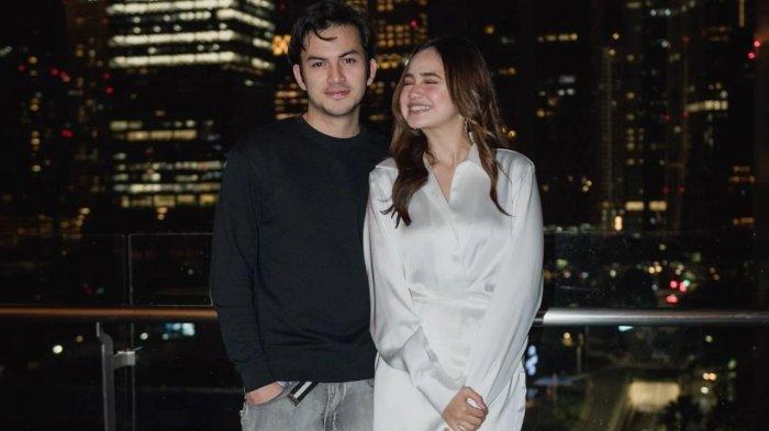 Marahnya Rizky Nazar dan menantang sosok yang mengaku melihat pertemuannya dan Salsha serta menyebarkan videonya di Bali untuk bertemu langsung