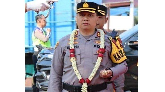 Mengenal sosok AKBP Muhammad Yoga Buanadipta Ilafi, Kapolres Boyolali alami kecelakaan di Jawa Tengah, tepatnya di km 346, Selasa (1/10/2024) dini hari.