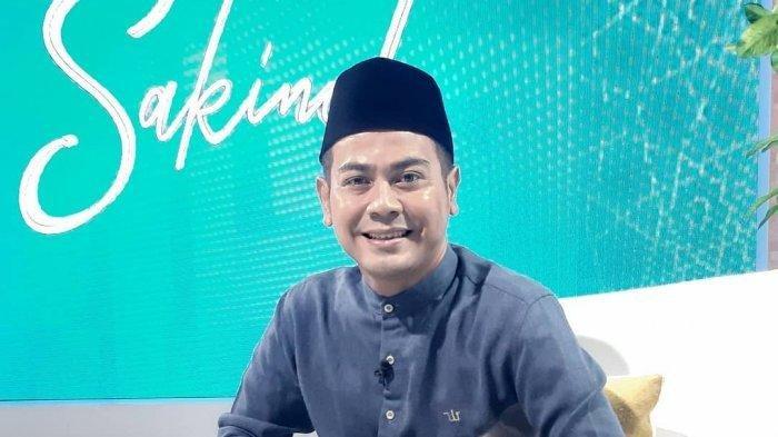Penyebab komedian Yadi Sembako dilaporkan ke polisi dugaan penipuan capai ratusan juta rupiah. tak kunjung mendapatkan bayaran dari menggelar acara.