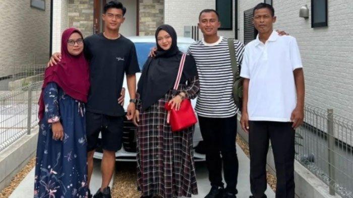 Pihak keluarga Pratama Arhan kini memberikan sindiran pedas kepada Marshella Aprilia