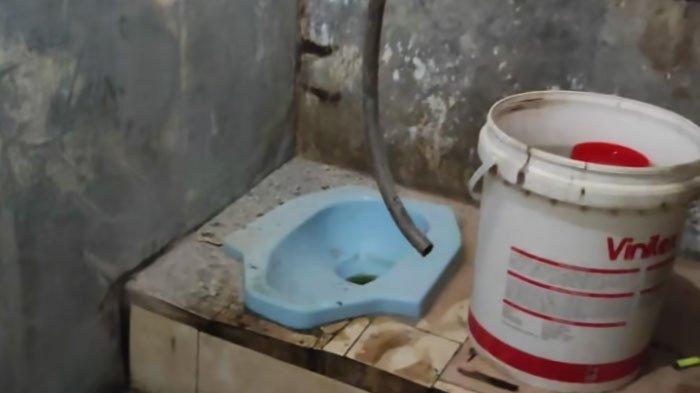 Potret Kamar Mandi di Rumah Arzum Balli dan Awan