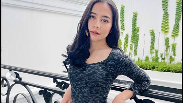 Prilly Latuconsina curhat mengaku dirinya pernah disabotase artis lain lawan mainnya hingga berujung bakal kontrak iklan suatu produk.