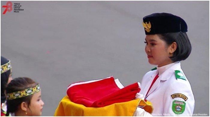 Profil Keyla Azzahra Purnama bertugas sebagai pembawa baki penurunan Paskibraka Nasional 2023 yang bertugas di Istana Negara, Kamis (17/8/2023).