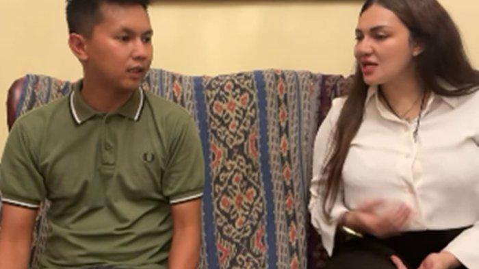 Rizki Fitrianda, sopir taksi online yang viral dipukul diduga polisi kini menemui ke Tengku Zanzabella.