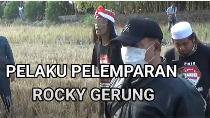 Rocky Gerung dilempar botol saat acara diskusi di Jogja