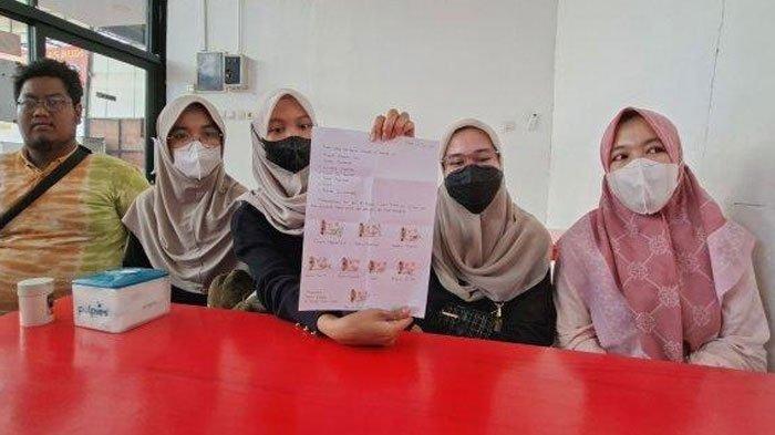 GURU RESIGN MASSAL- Sejumlah guru pengajar Sekolah swasta elite di Jalan Baru Perjuangan Kecamatan Bekasi Utara, Kota Bekasi, diduga bodong, kini kompak resign atau berhenti kerja massal gegara diperlakukan seperti ART