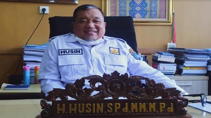 Sekda OKI H Husin S.Pd MM M.Pd memasuki masa pensiun akan memilih berkebun.
