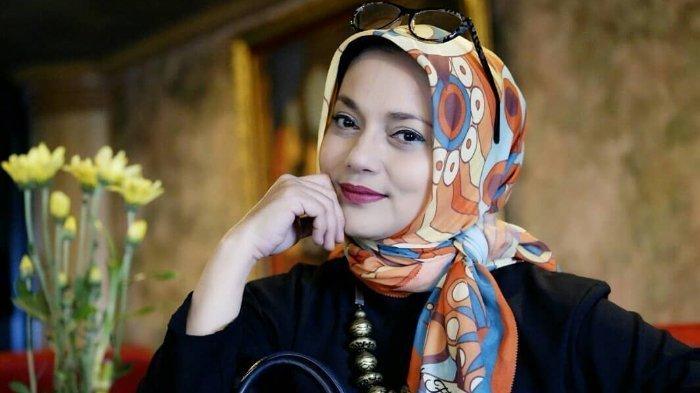 Marissa Haque. Semasa hidup Marissa Haque selalu berikan kebaikan terhadap banyak orang. Tak pernah membeda-bedakan sikap kepada mantan asistennya, dianggap keluarga
