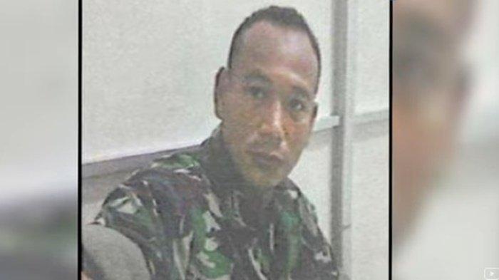 Sosok Desertir TNI AD Sertu Hendri masuk dalam daftar pencarian orang (DPO) atas sejumlah kasus kejahatan. Lolos dari sergapan aparat TNI dan Brimob