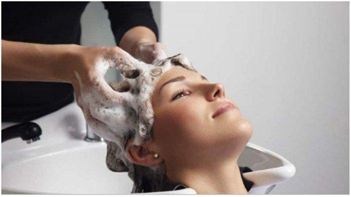 Ilustrasi perawatan di salon