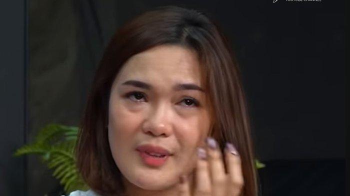 Tangis Irma Purba Tertekan Jalani Rumah Tangga dengan Boris Bokir, Ingat Tuhan Saat Hampir Menyerah