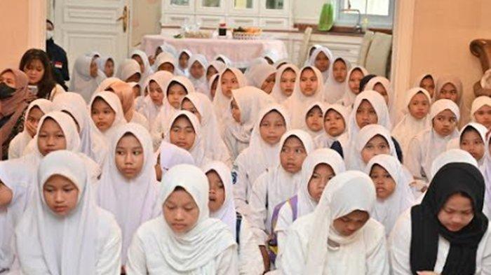 Tony Tatung Rayakan Tasyakuran Milad Bersama Ratusan Anak Yatim