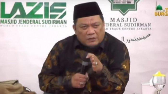YAHYA WALONI - Ustad Dr H M Yahya Yopie Waloni Sth Mth (55). Yahya dilaporkan meninggal dunia usia khutbah di Masjid Darul Falah, Jl Aroepala, Minasa Upa, Kelurahan Gunung Sari, Rappocini, Kota Makassar, Jumat (6/6/2025) siang ini.