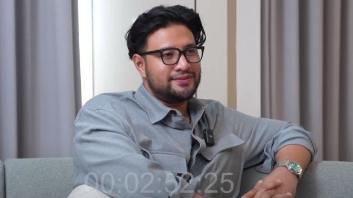 Aktor Ammar Zoni - Ammar Zoni sempat mengaku ingin jadi ojek online demi nafkahi istri dan anak. Ia mengakui tabungannya habis usai terjerat narkoba