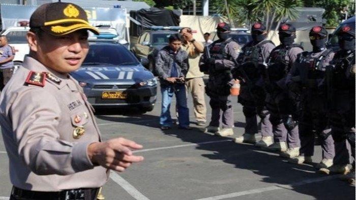 Brigjen Herry Heryawan merupakan lulusan Akpol 1996 yang menjabat sebagai Dirsidik Detasemen khusus 88 Antiteror Polri.