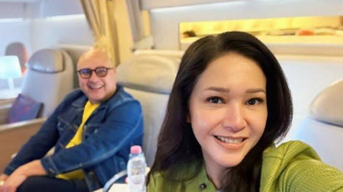 MAIA TERBANG KE EROPA - Maia Estianty dan Irwan Mussry terbang ke Eropa dan diduga tak hadiri acara ngunduh mantu Al Ghazali