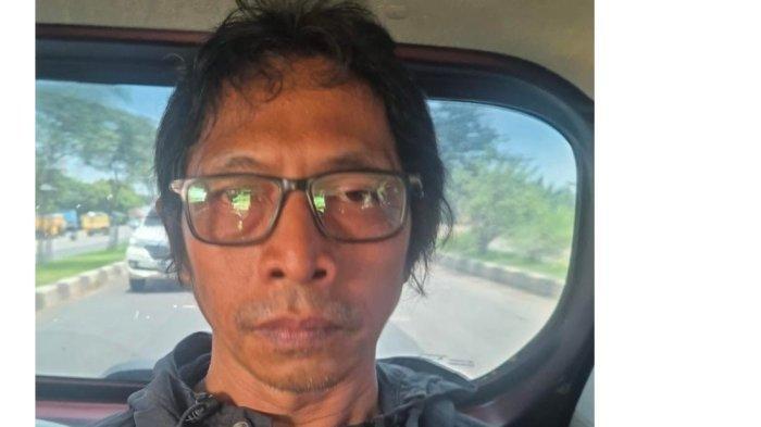 Tampang Nanang Irawan alias 'Gimbal', pelaku pembunuhan terhadap aktor Sandy Permana pada Minggu (12/1/2025) lalu. Dia ditangkap polisi pada Rabu (15/1/2025) hari ini.