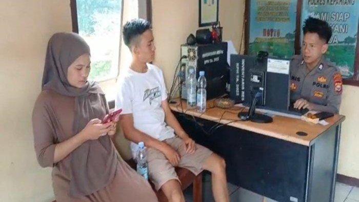 Korban Jolhanda saat melaporkan oknum petugas puskesman ke Polres Kepahiang, Sabtu (18/1/2025). Ia mengaku disuruh gigit anjing balik usai jadi korban digigit anjing.