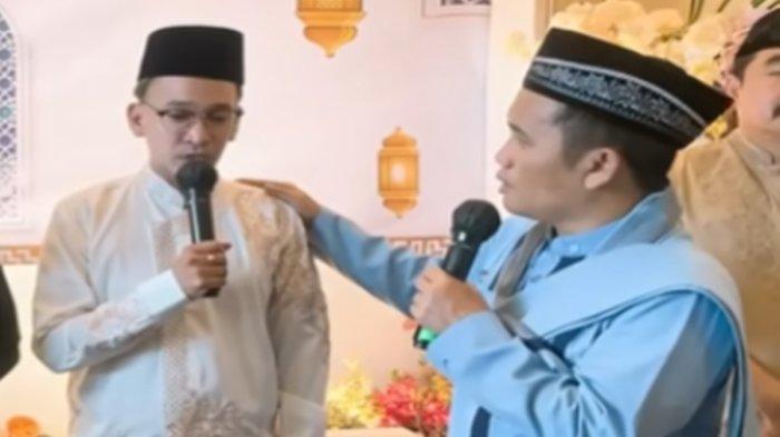 RUBEN ONSU TERTUNDA HAJI - Ruben Onsu dan Ustaz Maulana sebelum kegiatan walimatussafar haji Ruben beberapa waktu lalu. Kini Ruben Onsu terancam batal naik haji.
