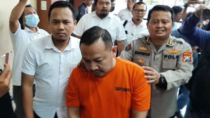 Wahyu Kenzo Crazy Rich Asal Surabaya saat ditangkap karena kasus Robot Trading ATG. Dia punya bisnis lain.