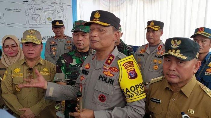 Kapolda Kalteng Irjen Nanang Avianto. Kapolri diminta agar mencopot Irjen Nanang dari jabatannya karena imbas dari bentrok warga di Seruyan. Simak biodatanya.