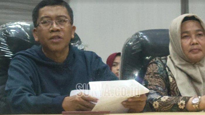 Dr Edy Suharta, Sp F (kiri) bersama Kepala Dinas Kesehatan Bangkalan, Nur Chotibah dalam jumpa pers di kantor Dinas Kominfo Pemkab Bangkalan, Selasa (12/3/2024)