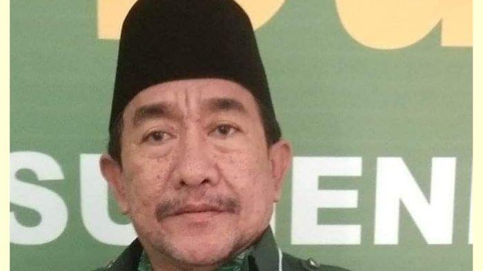 KH. Imam Hasyim, Pengasuh Pondok Pesantren (Ponpes) At - Taufiqiyah Aeng Baja Raja Bluto, Sumenep dan sekaligus Ketua DPC PKB Sumenep.