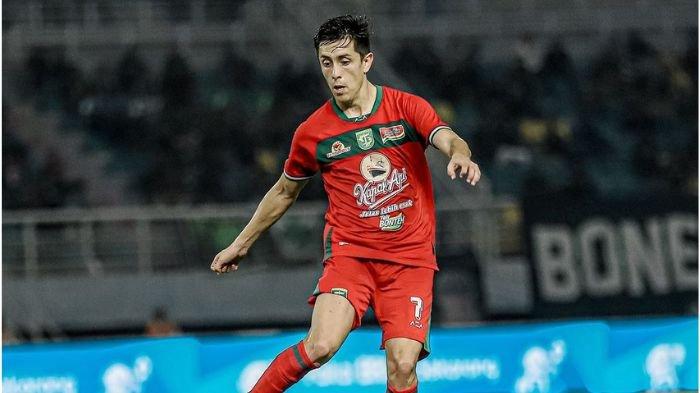 Francisco Rivera saat memperkuat Persebaya Surabaya