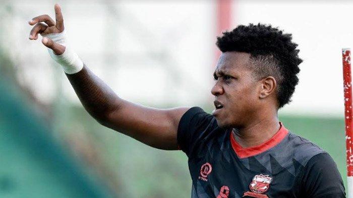 Hugo Gomes saat masih memperkuat Madura United