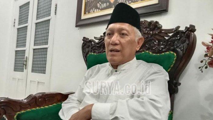 Pengasuh Ponpes Tebuireng, KH Abdul Hakim Mahfudz atau Gus Kikin menanggapi usai dipilih menjadi Pj PWNU Jatim.