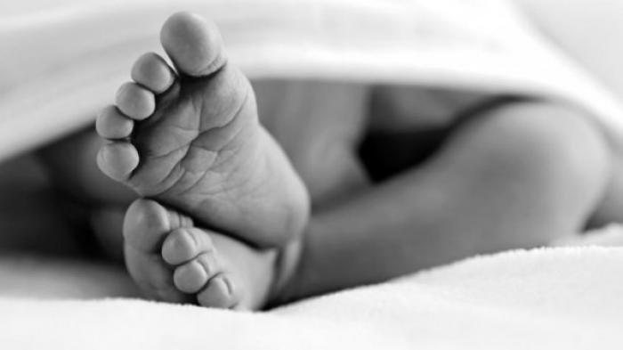Ilustrasi bayi dilahirkan di kamar mandi lalu dibuang oleh ibu kandungnya sendiri